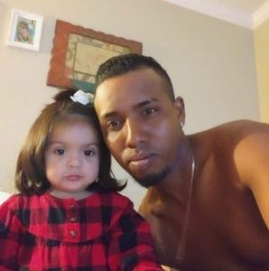 Meet your Posher, Douglas sánchez